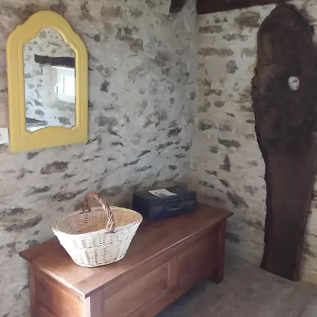 D'hotes En Segala Bed & Breakfast